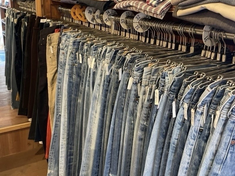00年代の古着パンツを取り扱う茨城のメンズ古着屋